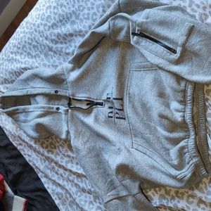 Cropped PrettyLittleThing Hoodie